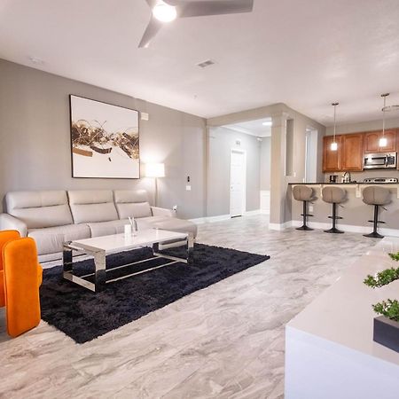 Disney Parks- International Dr - Orlando Luxury Condominium- Fully Equipped - 3Bed & 2 Bath- ภายนอก รูปภาพ
