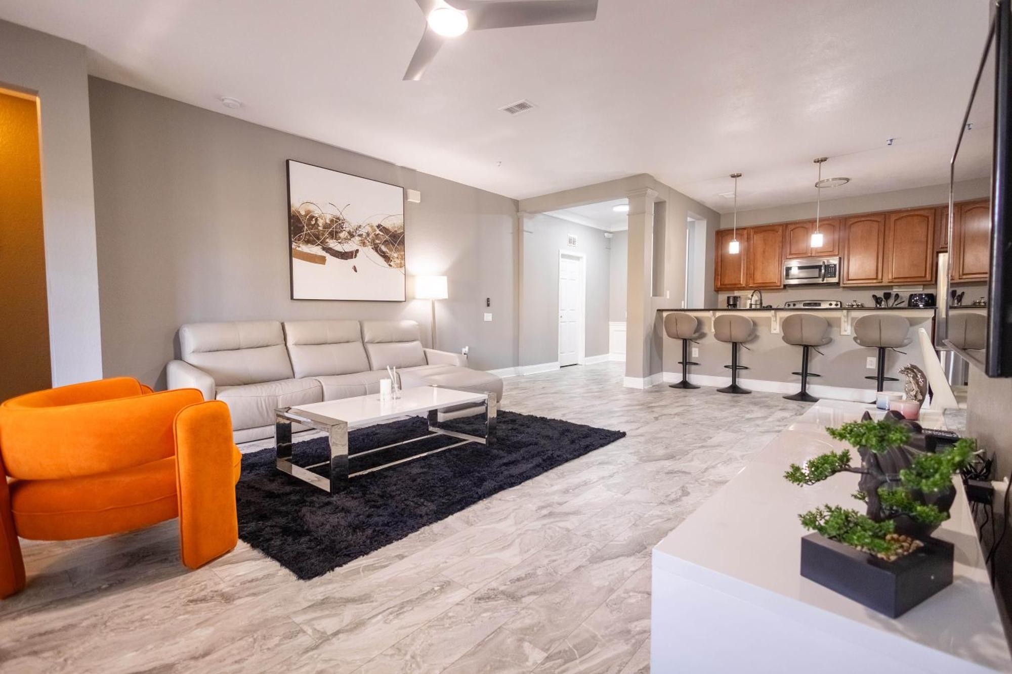 Disney Parks- International Dr - Orlando Luxury Condominium- Fully Equipped - 3Bed & 2 Bath- ภายนอก รูปภาพ